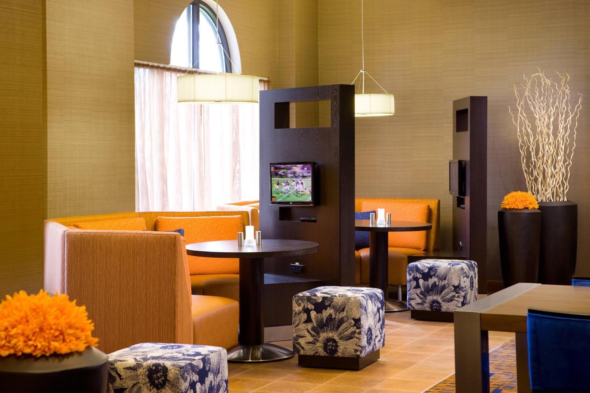 Courtyard By Marriott Newark Silicon Valley Exteriör bild